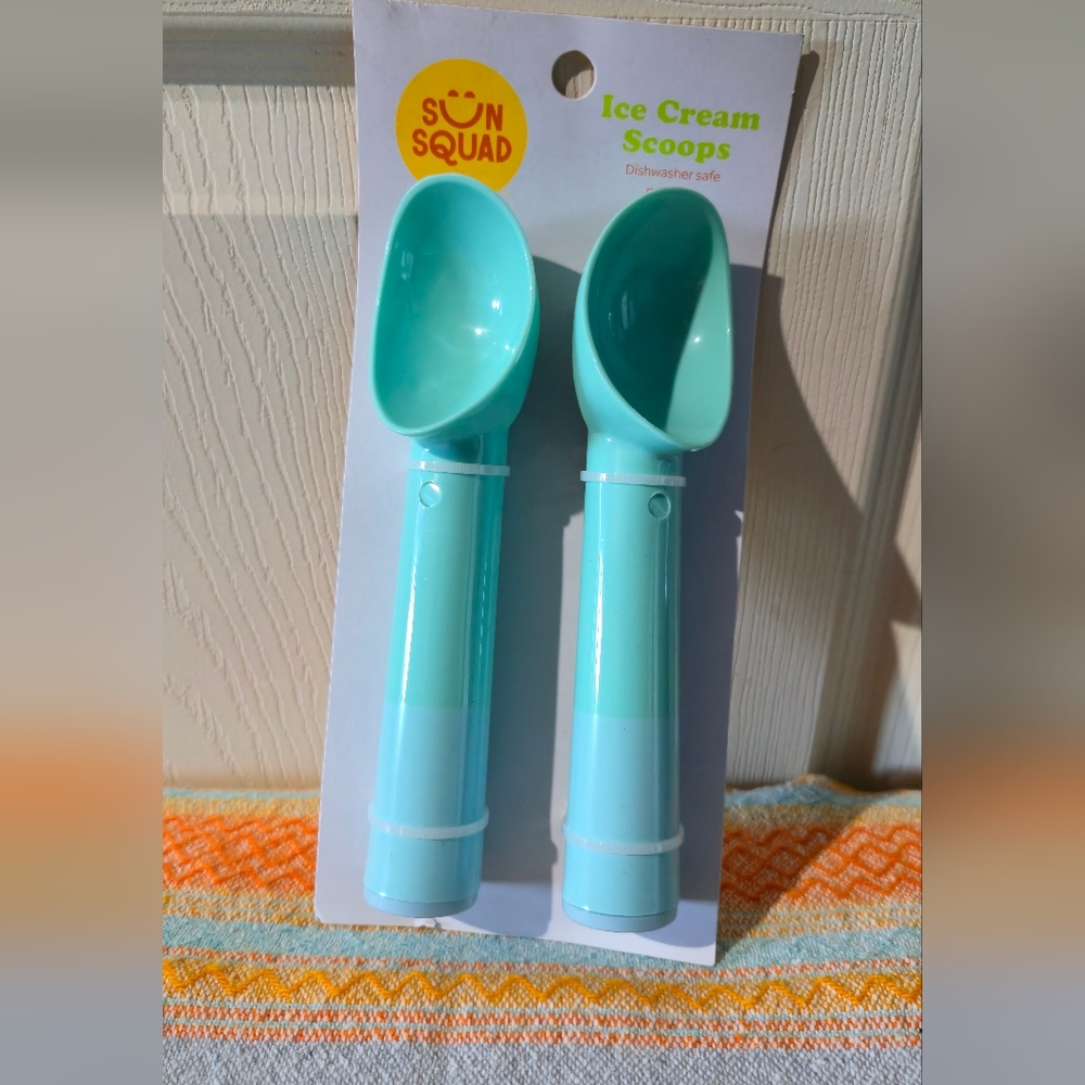Sun Squad Ice Cream Scoops - Blue